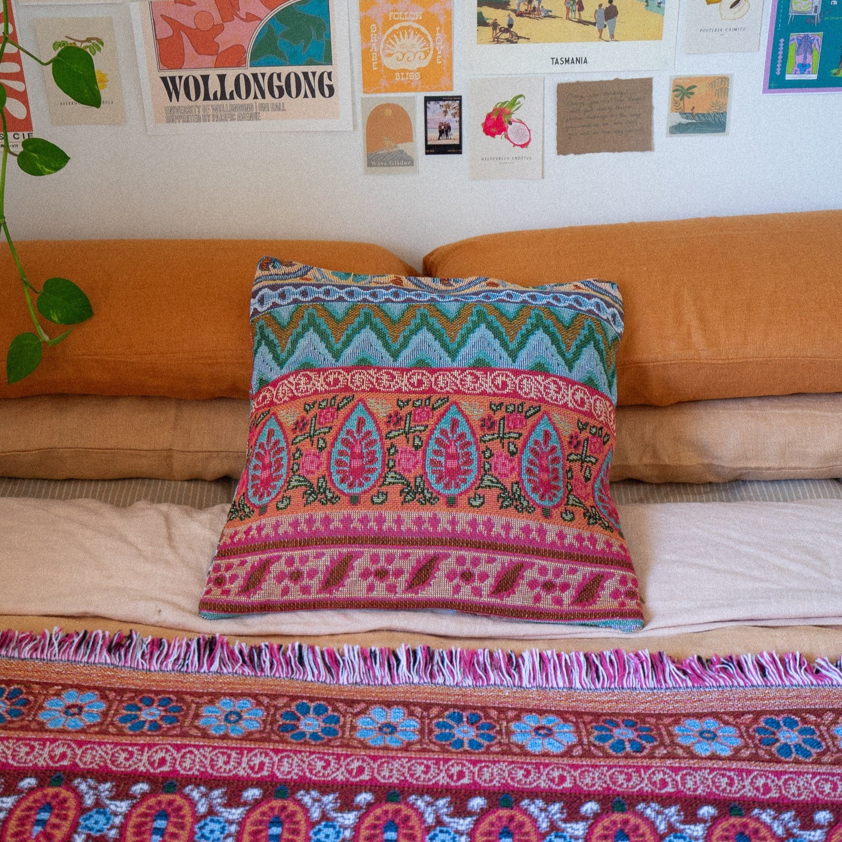 Sofia cushion